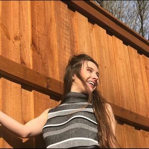 Meet your Posher, Lauren